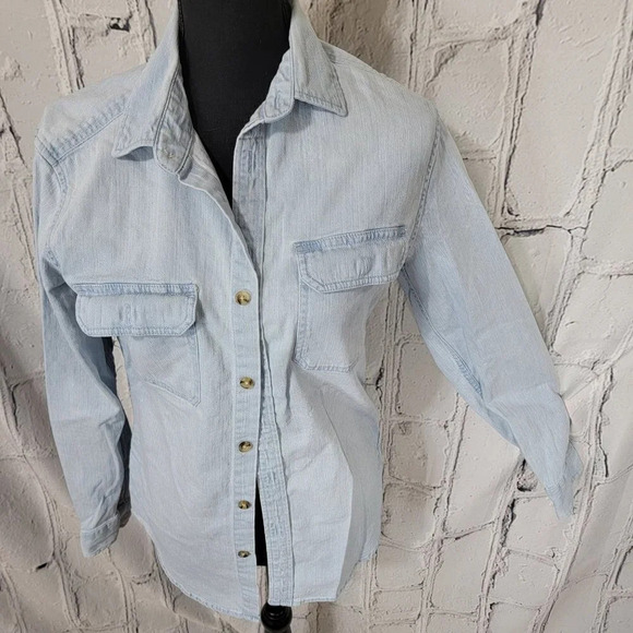 Goodfellow & Co Chambray Denim Button Down Shirt Double Breast‎ Pocket Womens S - Picture 2 of 6